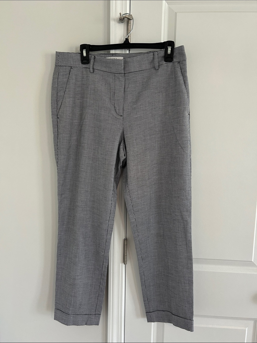 LOFT Black and White Houndstooth Cropped Pants